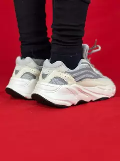 Adidas yeezy bost 700 static - Sharp Grifes