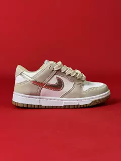 Dunk Low Infantil Bege Com Dourado