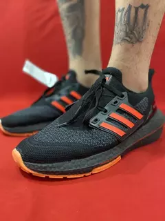 Adidas Ultraboost Preto e laranja - comprar online