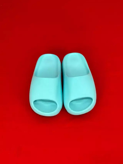 Chinelo slide nuvem yeezy verde agua - comprar online