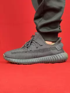 Adidas Yeezy Refletivo Preto/Cinder Boost 350 Importado