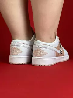 Air Jordan 1 Low branco com rose reverse Nacional S na internet