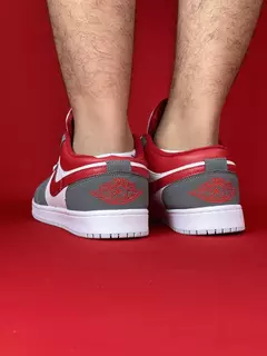 Air Jordan 1 Low Cinza Logo Vermelho Branco Nacional S na internet