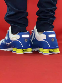 Nike Shox Nz 4 Molas Branco e azul claro na internet