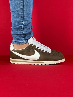 Nike Cortez marrom branco nacional