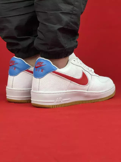 Nike Branco/Vermelho Air Force 1 Couro na internet