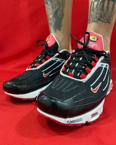 Nike Airmax Plus Tn Importado preto e vermelho - comprar online