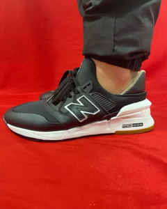 New Balance 997 Preto e branco