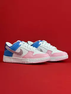 Dunk Low Infantil Branco Rosa Azul Logo de Glitter Rosa - comprar online