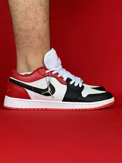 Air Jordan 1 Low Vermelho Logo Preto Branco Nacional S