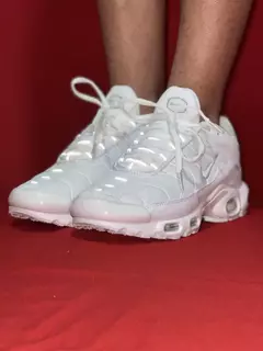 Nike Todo Branco Tn Plus Importado na internet