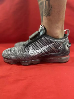 Nike Vapormax 4.0 cinza