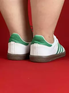 Adidas samba branco logo verde sola marrom nacional s - comprar online