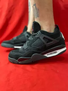 Nike Air Jordan 4 Preto Branco