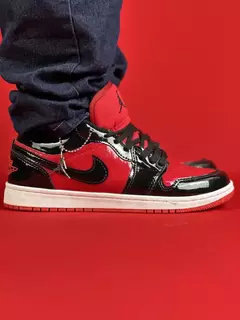 Air Jordan 1 Low Preto vermelho vinil Nacional S