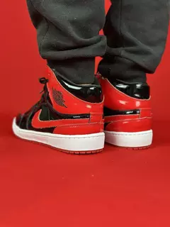 Nike Air Jordan 1 Preto Vermelho Nacional Premium na internet