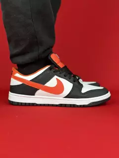 Nike dunk branco preto laranja nacional s