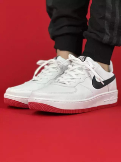 Nike air force 1 branco preto camaleao sola vermelha nacional s na internet