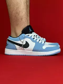 Air Jordan 1 Low Azul Branco Logo Preto Nacional S