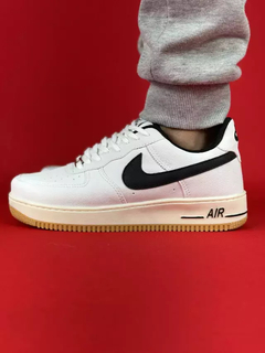 Nike air force 1 branco preto sola marrom nacional s