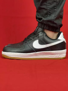 Nike Preto/Branco Air Force 1 Couro