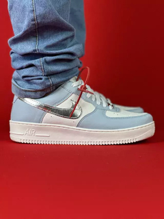 Nike air force 1 branco azul logo prata nacional s - comprar online