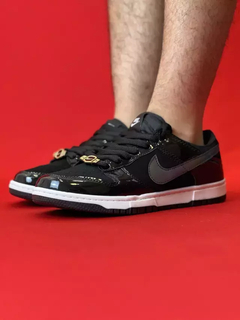 Nike preto sola branca camaleao fivela dourada nacional s - comprar online