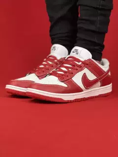 Nike Vermelho/Branco Dunk Low Couro - comprar online