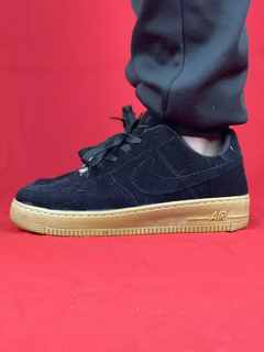 Nike Air Force Preto/Marrom Camurça