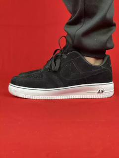 Nike Air Force Preto/Branco Camurça