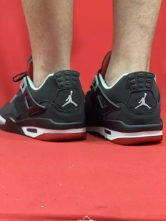 Nike Air Jordan 4 S Preto e vermelho na internet