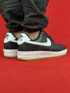 Nike Preto/Branco Air Force 1 Couro na internet