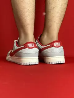 Nike dunk cinza com branco logo vinho nacional s na internet