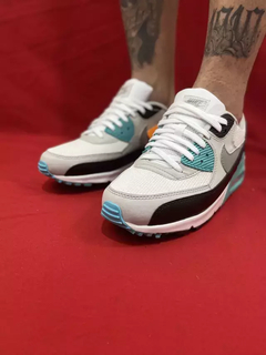 Nike Airmax 90 Branco e azul claro - comprar online