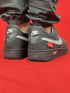 Nike Air Force 1 Offwhite Preto na internet