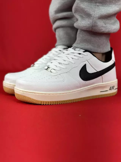 Nike air force 1 branco preto sola marrom nacional s - comprar online