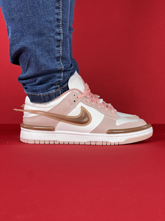 Nike dunk twist rosa branco marrom nacional s