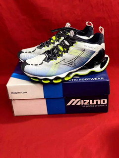 Mizuno Prophecy X na internet