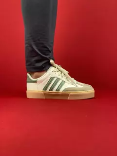 Adidas samba branco logo verde sola marrom nacional s