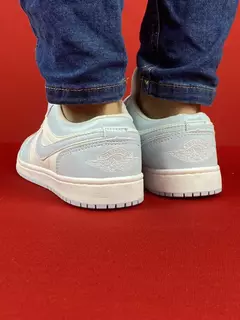 Air Jordan 1 Low azul bebê branco Nacional S na internet