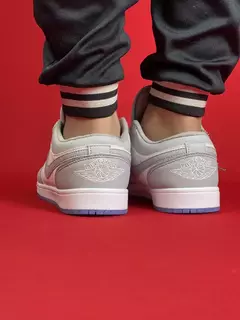 Air Jordan 1 Low Cinza Com Branco Nacional S na internet