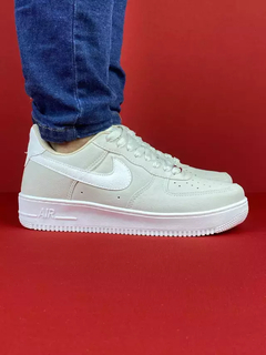 Nike air force Creme e branco nacional s