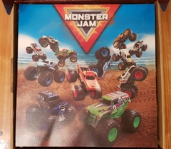 Monster Jam Caja Oficial Pack de 12 Camiones Monstruos a escala 1:64 en internet