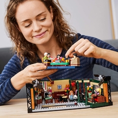 Imagen de LEGO Ideas - Friends Central Perk - Kit de construcción - (21319)