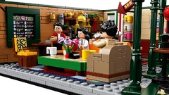 LEGO Ideas - Friends Central Perk - Kit de construcción - (21319) - MarketDigital