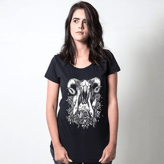 CAMISETA PRETA - WOMAN GOAT