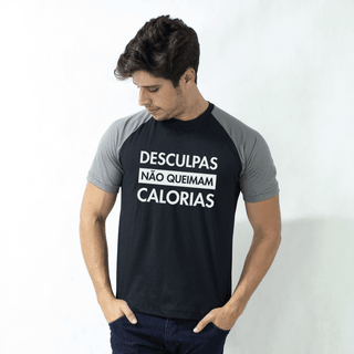 CAMISETA RAGLAN PRETA - DESCULPAS