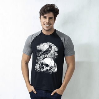 CAMISETA RAGLAN PRETA - CORVO