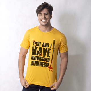 CAMISETA MOSTARDA - NEGÓCIOS INACABADOS - loljaclonenova