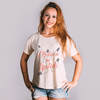 CAMISETA PALHA - I BELIEVE IN LIPSTICK